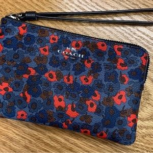 Coach Meadow Cluster Floral Wristlet